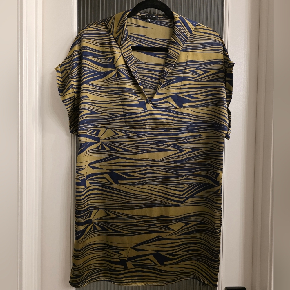 Stylish Gold and Black Patterned Blouse